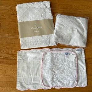 Brand New Baby gift set. Never used.